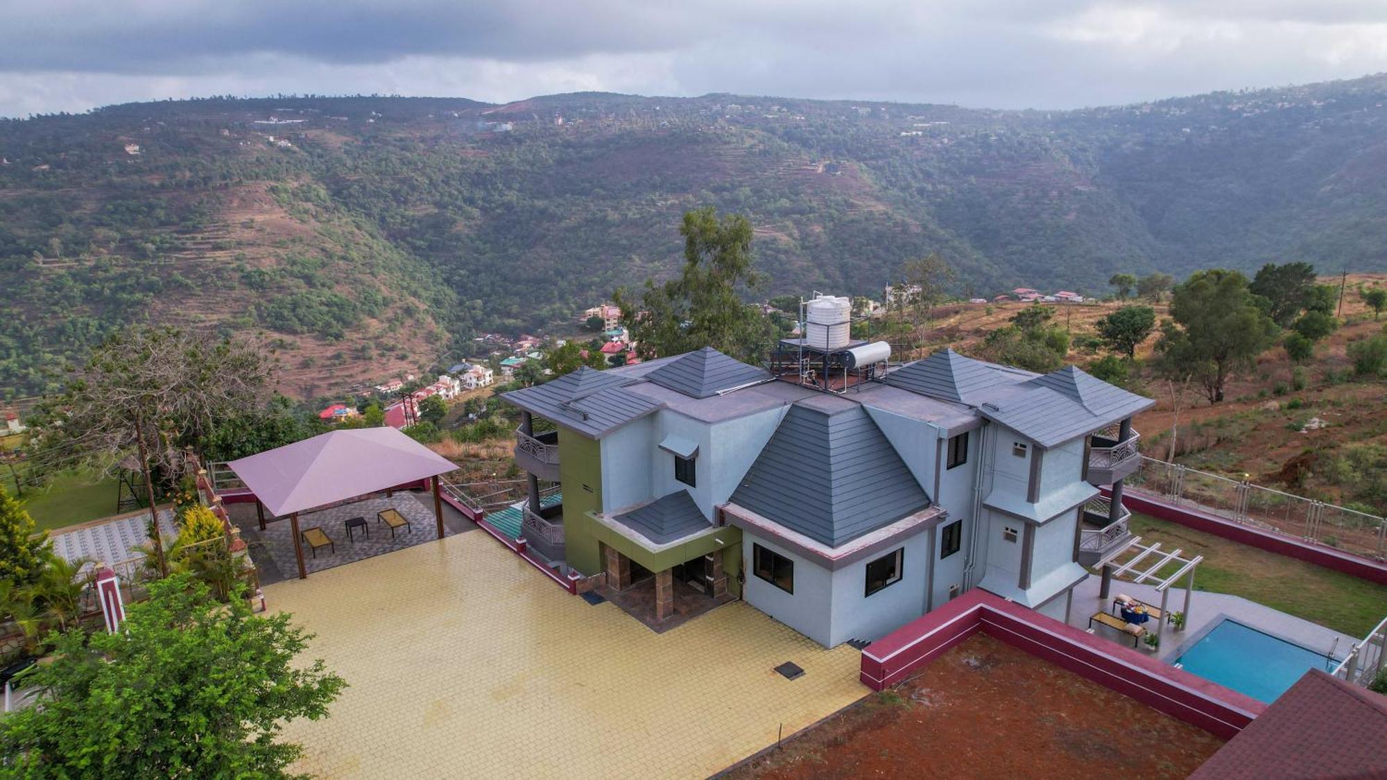 Magnum Villa พันช์กานี ภายนอก รูปภาพ